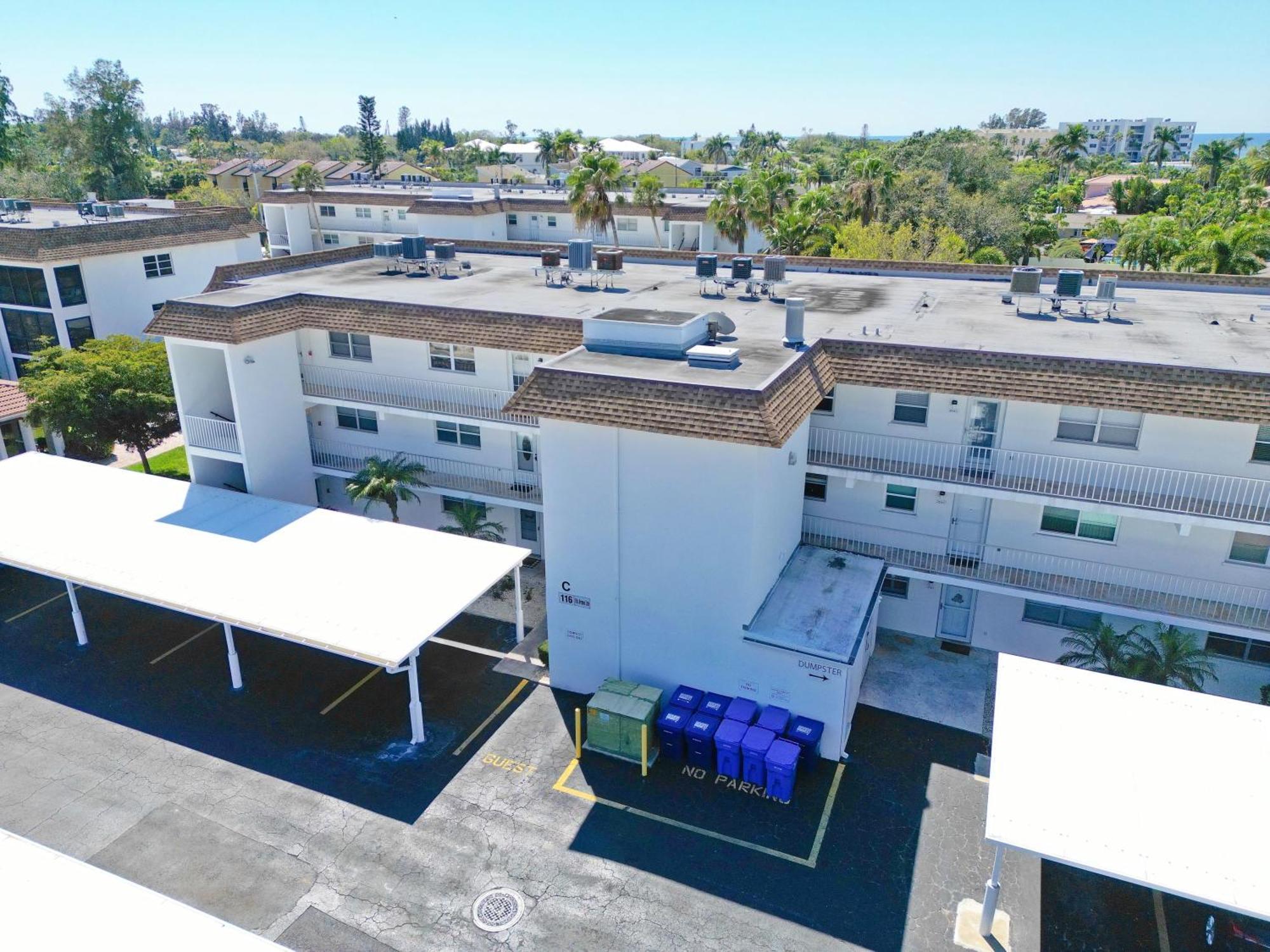 Updated Condo With Pool, Walk To Crescent Beach & Restaurants! Σεϊρασότα Εξωτερικό φωτογραφία