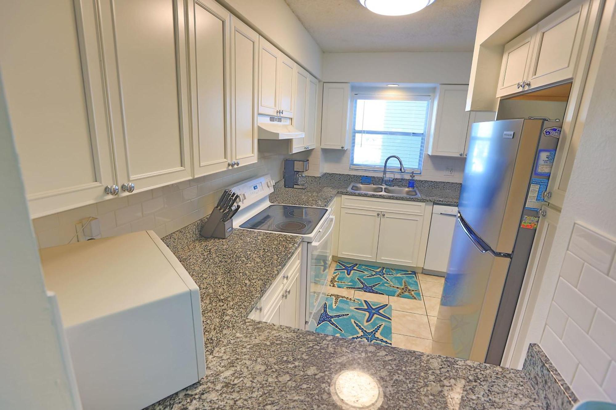 Updated Condo With Pool, Walk To Crescent Beach & Restaurants! Σεϊρασότα Εξωτερικό φωτογραφία